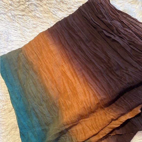 Multicolor Gradient Scarf - Picture 3 of 3